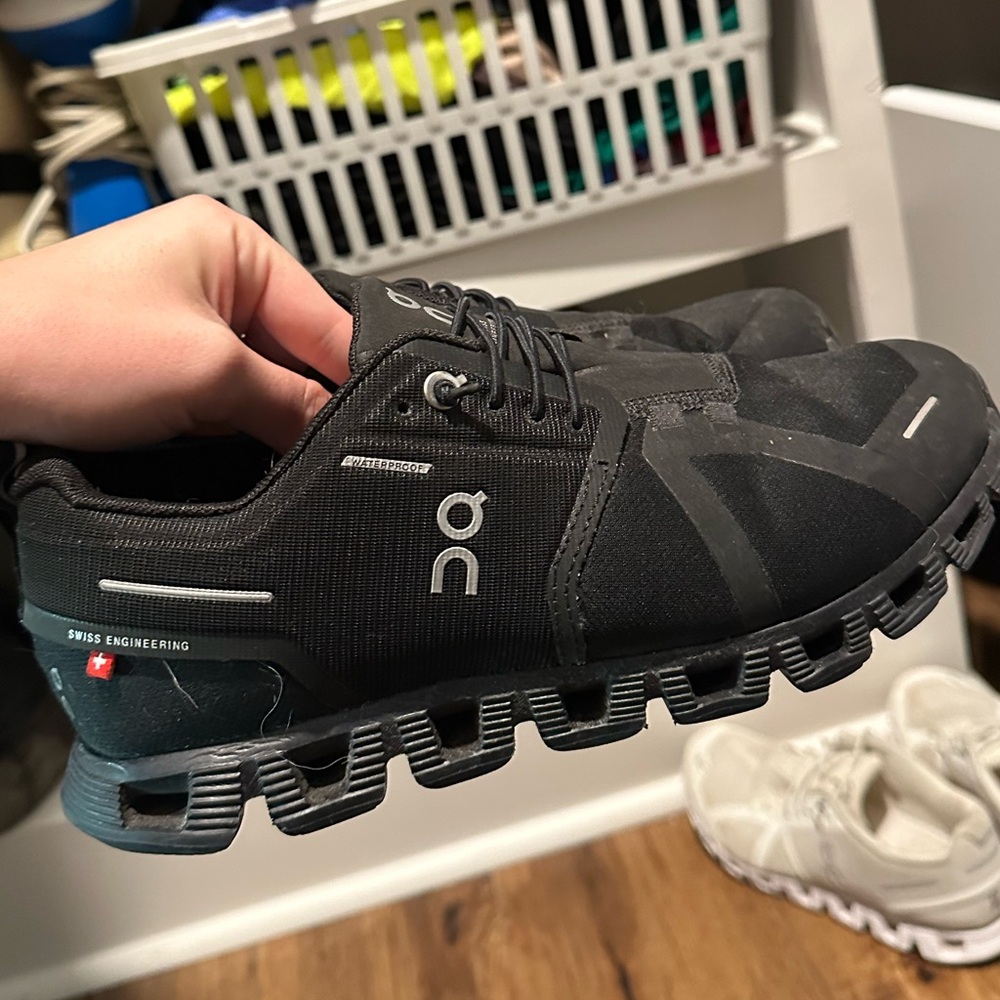 Women’s Cloud 5 Waterproof tennis shoes
